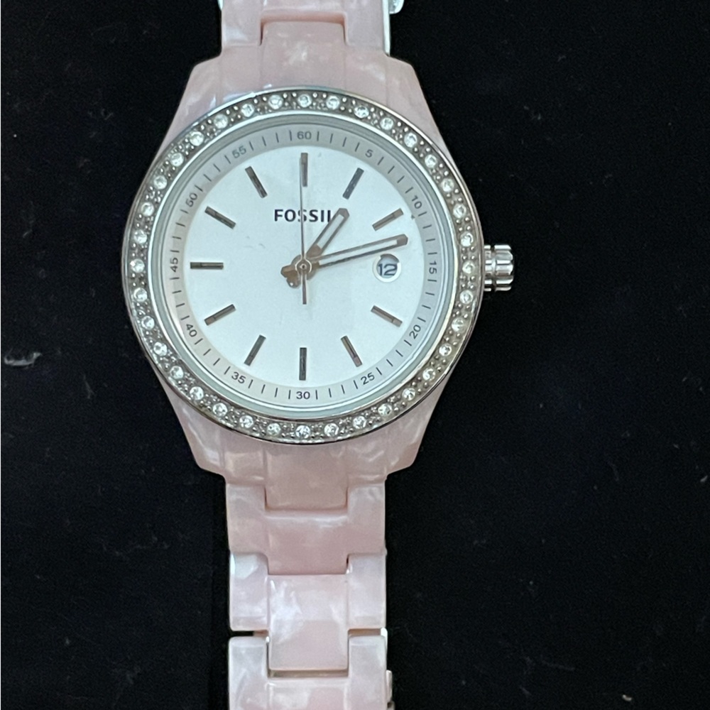 Pink pearlescent Fossil Watch 2007